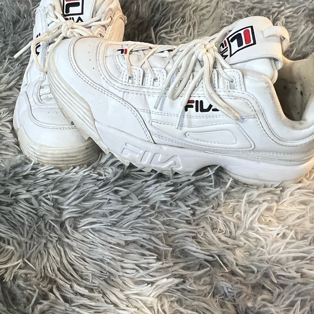 Fila Disruptor 2 White Sneakers - Picture 1 of 5